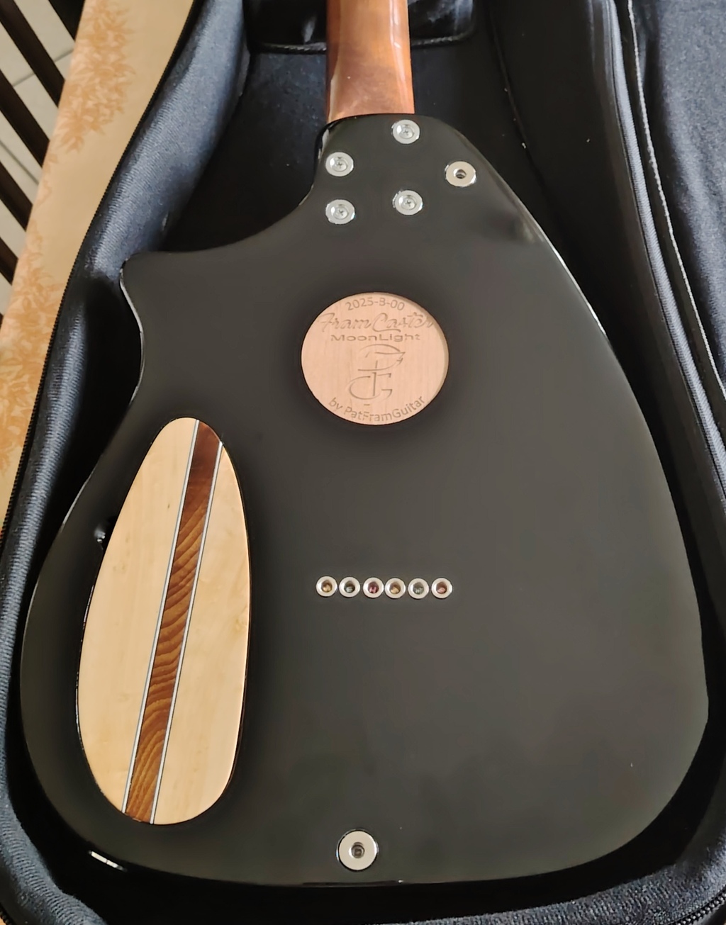 Guitare Folk type OM de 3/4